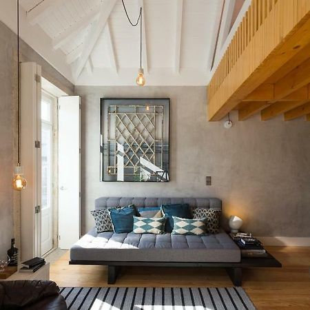 Gold & Grey Loft Almada Apartment Porto Bagian luar foto