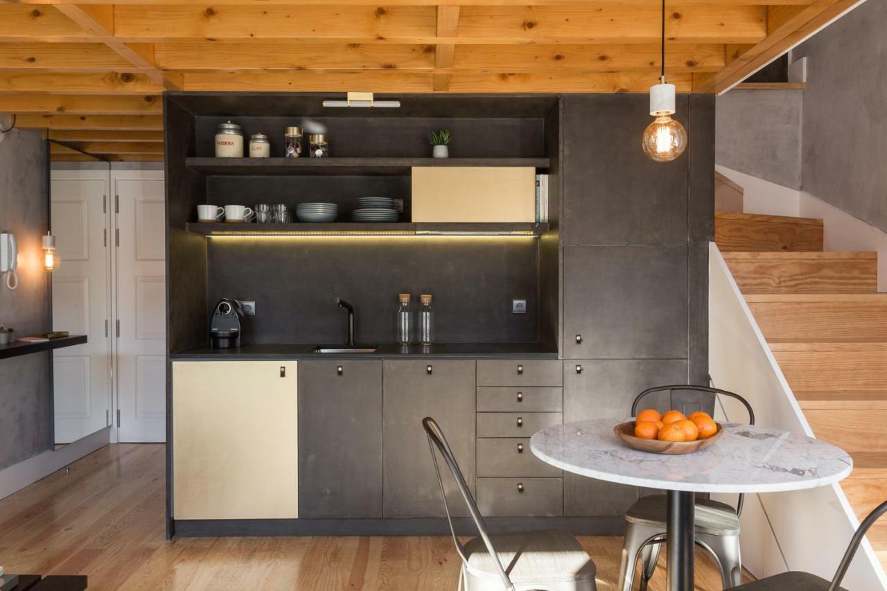 Gold & Grey Loft Almada Apartment Porto Bagian luar foto