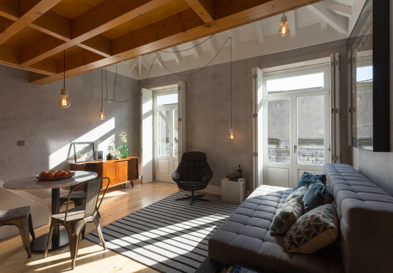 Gold & Grey Loft Almada Apartment Porto Bagian luar foto