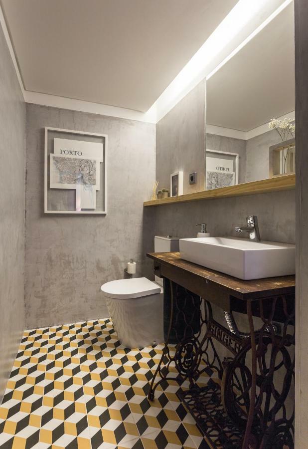 Gold & Grey Loft Almada Apartment Porto Bagian luar foto