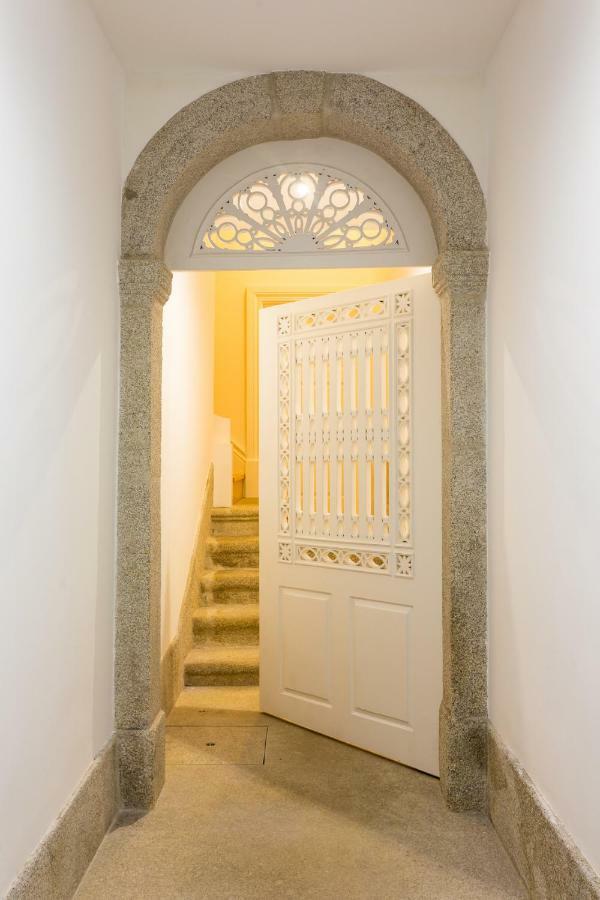 Gold & Grey Loft Almada Apartment Porto Bagian luar foto